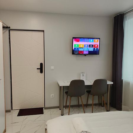 Pure Apartments Vip 2 Lviv Eksteriør bilde