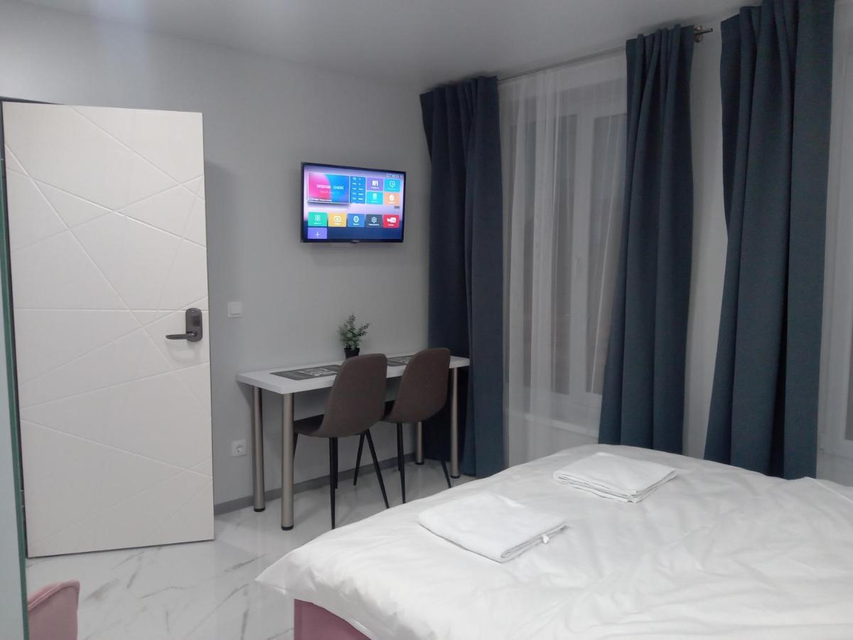 Pure Apartments Vip 2 Lviv Eksteriør bilde